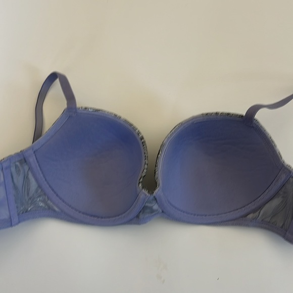 Dream Angels 2018 Victoria Secret Fashion Show Bra 34b modeled by Barbra Palvin - Picture 4 of 7